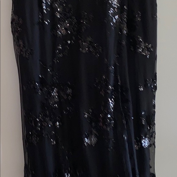 Love Kiss Fashion Dress Black with train - Picture 4 of 5